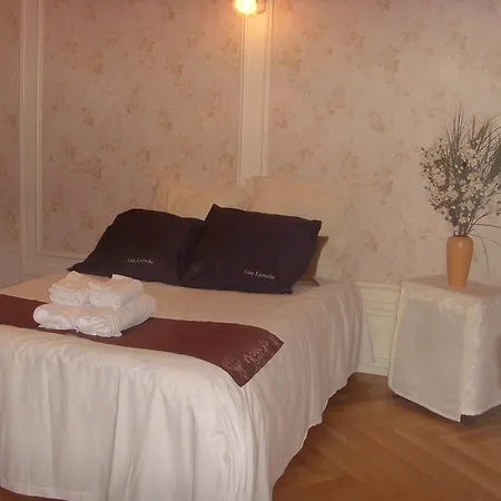 Le Beau Site 2 *